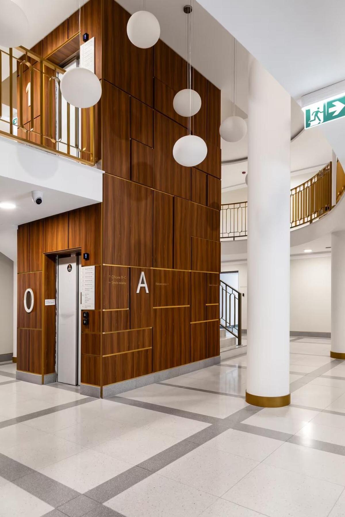 Househost Smolensk Elegant Ac Lift Security Apartment